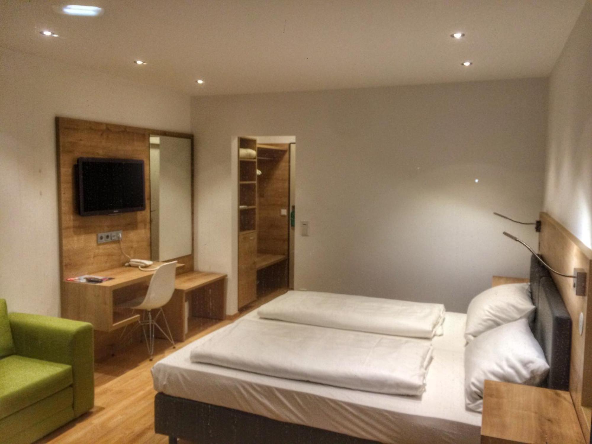 Hotel Knorz Zirndorf Quarto foto