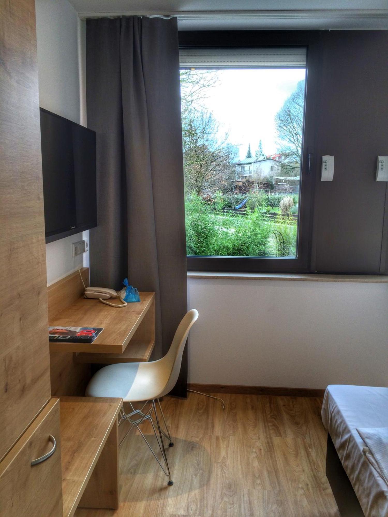 Hotel Knorz Zirndorf Quarto foto